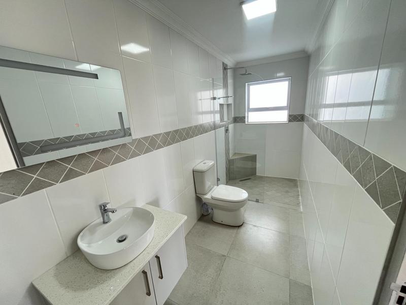 4 Bedroom Property for Sale in Da Gama Bay Western Cape